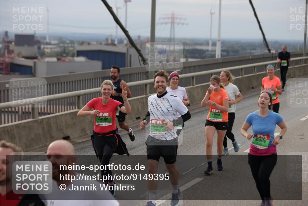 03.10.2025 - Köhlbrandbrückenlauf Jannik Wohlers http://msf.ph/oto/9149395 03.10.2025 15:53:54 Position 1 9132, 9133, 930, 8092 meine-sportfotos.de