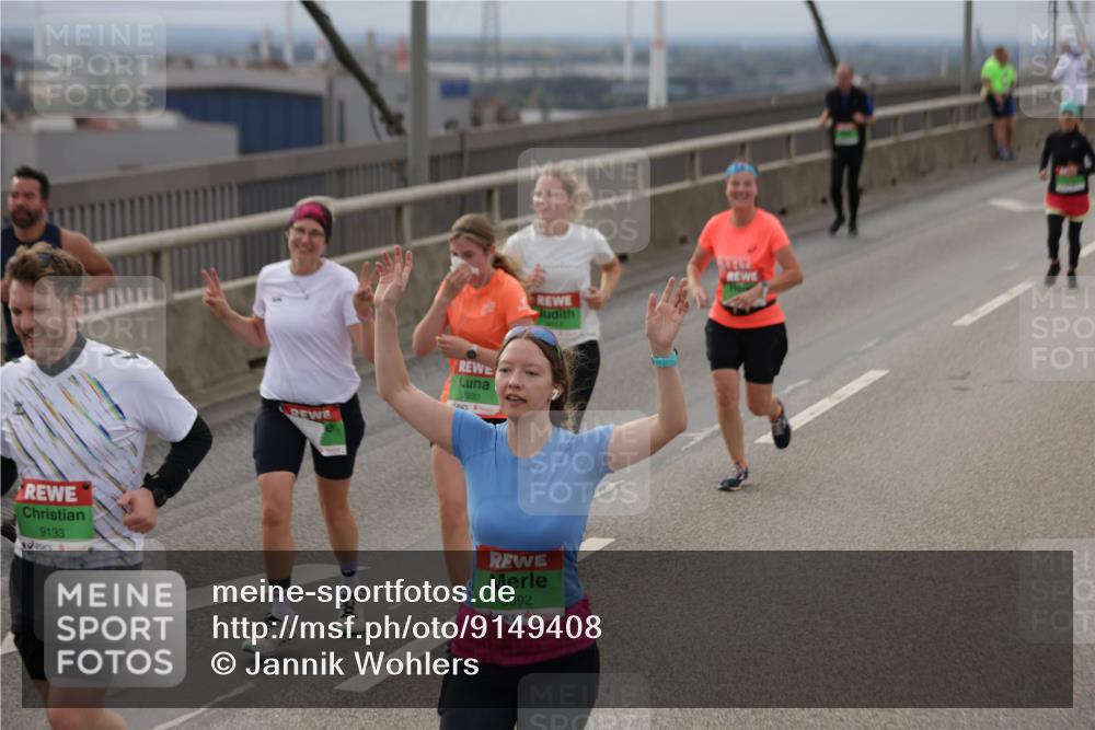 03.10.2025 - Köhlbrandbrückenlauf Jannik Wohlers http://msf.ph/oto/9149408 03.10.2025 15:53:55 Position 1 9133, 1930, 8092 meine-sportfotos.de