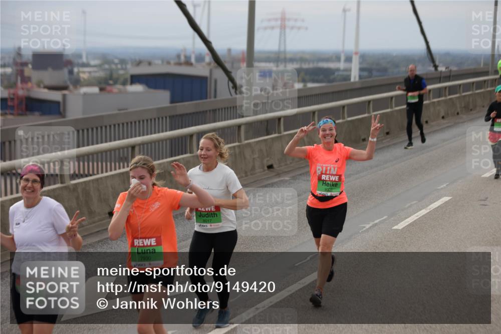03.10.2025 - Köhlbrandbrückenlauf Jannik Wohlers http://msf.ph/oto/9149420 03.10.2025 15:53:56 Position 1 031, 7930, 8017, 9308 meine-sportfotos.de