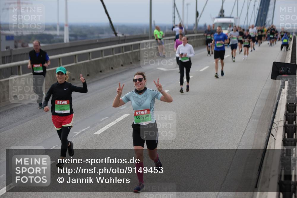 03.10.2025 - Köhlbrandbrückenlauf Jannik Wohlers http://msf.ph/oto/9149453 03.10.2025 15:53:59 Position 1 9699, 7875 meine-sportfotos.de