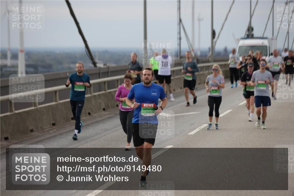 03.10.2025 - Köhlbrandbrückenlauf Jannik Wohlers http://msf.ph/oto/9149480 03.10.2025 15:54:03 Position 1 18, 9252 meine-sportfotos.de