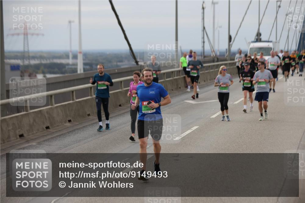 03.10.2025 - Köhlbrandbrückenlauf Jannik Wohlers http://msf.ph/oto/9149493 03.10.2025 15:54:04 Position 1  meine-sportfotos.de
