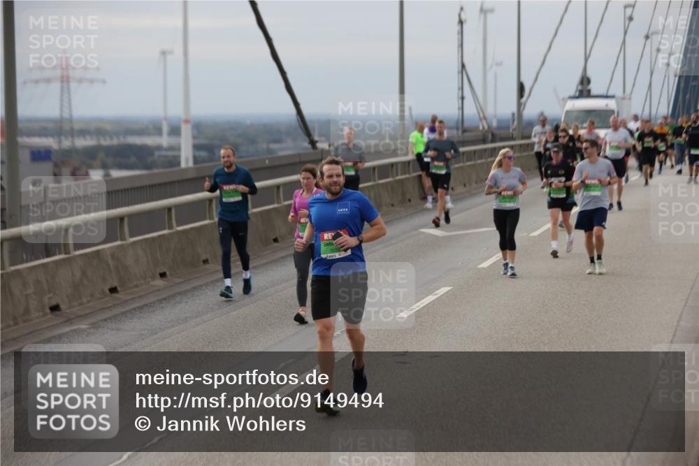 03.10.2025 - Köhlbrandbrückenlauf Jannik Wohlers http://msf.ph/oto/9149494 03.10.2025 15:54:04 Position 1  meine-sportfotos.de