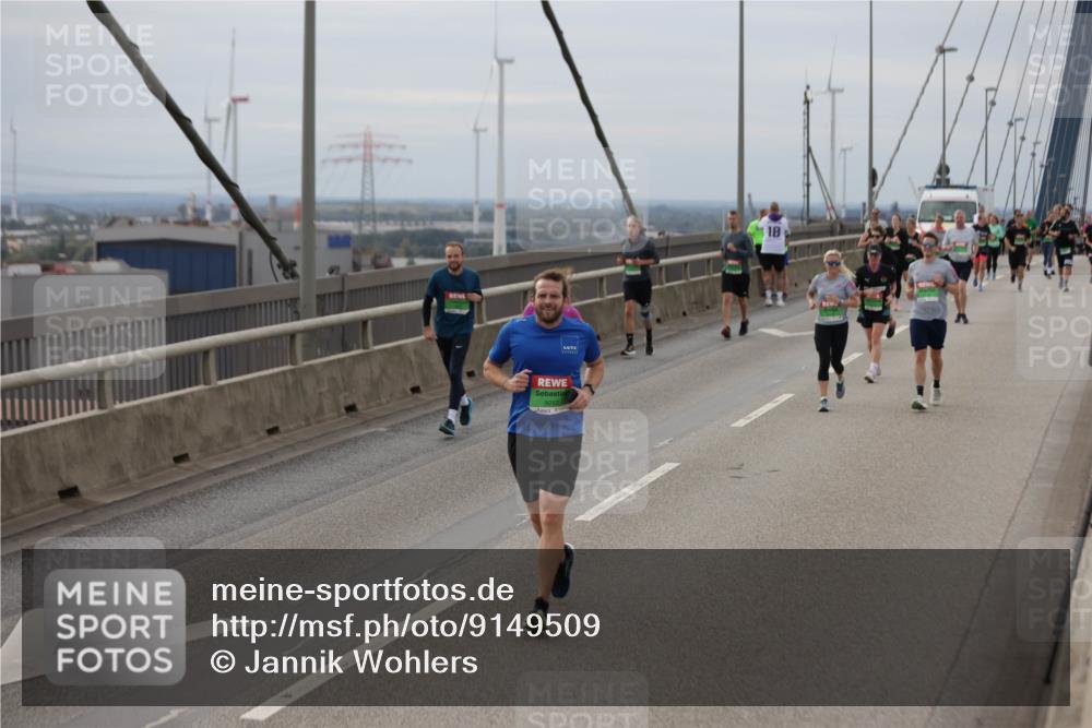 03.10.2025 - Köhlbrandbrückenlauf Jannik Wohlers http://msf.ph/oto/9149509 03.10.2025 15:54:06 Position 1 18 meine-sportfotos.de
