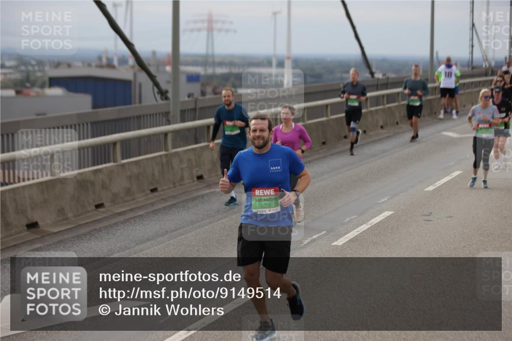 03.10.2025 - Köhlbrandbrückenlauf Jannik Wohlers http://msf.ph/oto/9149514 03.10.2025 15:54:06 Position 1 9252 meine-sportfotos.de
