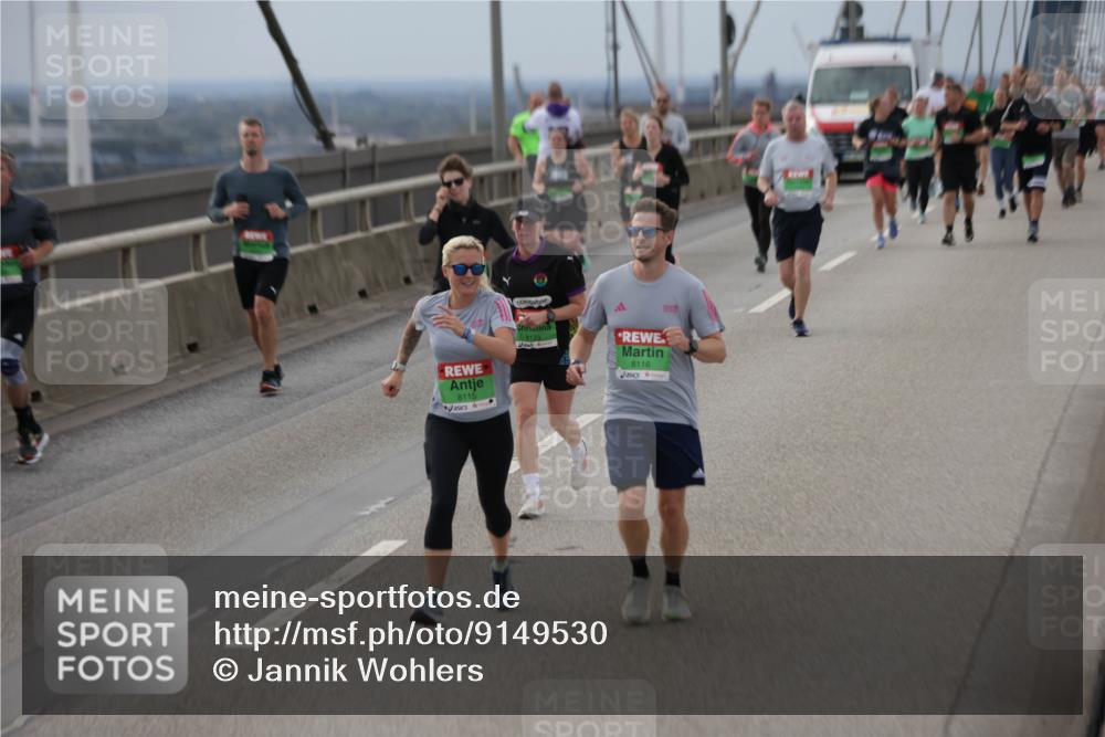 03.10.2025 - Köhlbrandbrückenlauf Jannik Wohlers http://msf.ph/oto/9149530 03.10.2025 15:54:08 Position 1 8115, 8116 meine-sportfotos.de