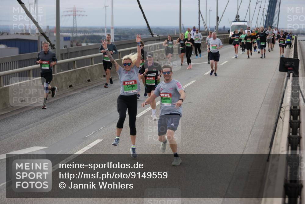 03.10.2025 - Köhlbrandbrückenlauf Jannik Wohlers http://msf.ph/oto/9149559 03.10.2025 15:54:10 Position 1 8115, 8116 meine-sportfotos.de