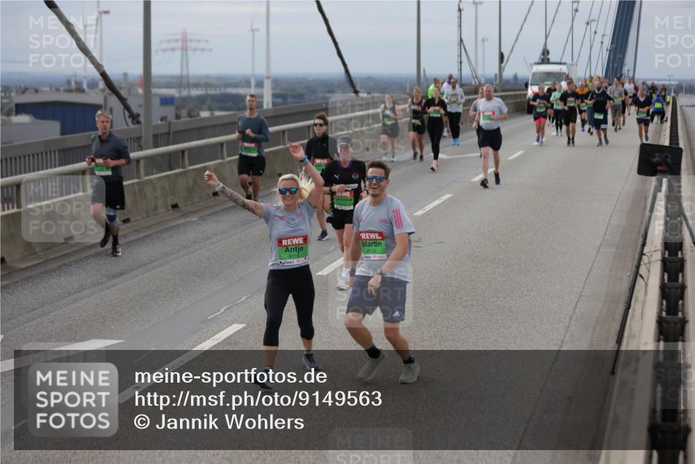 03.10.2025 - Köhlbrandbrückenlauf Jannik Wohlers http://msf.ph/oto/9149563 03.10.2025 15:54:10 Position 1 8115, 8116 meine-sportfotos.de