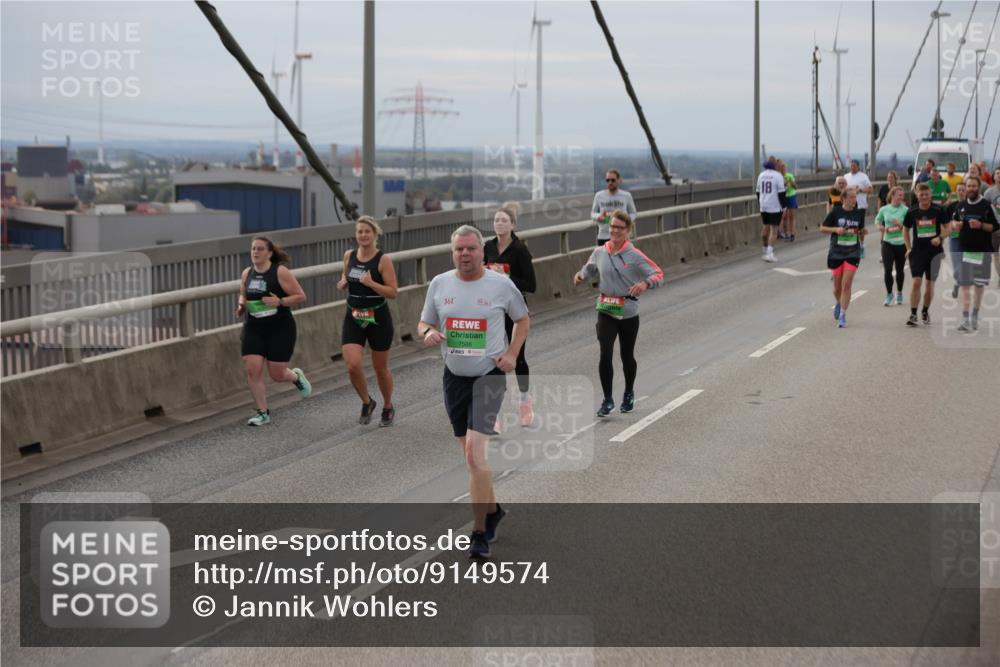 03.10.2025 - Köhlbrandbrückenlauf Jannik Wohlers http://msf.ph/oto/9149574 03.10.2025 15:54:16 Position 1 361, 7586, 18 meine-sportfotos.de