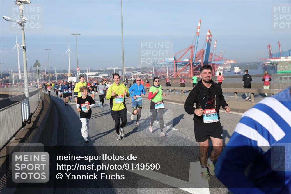 03.10.2025 - Köhlbrandbrückenlauf Yannick Fuchs http://msf.ph/oto/9149590 03.10.2025 08:41:17 Position 2 1445 meine-sportfotos.de