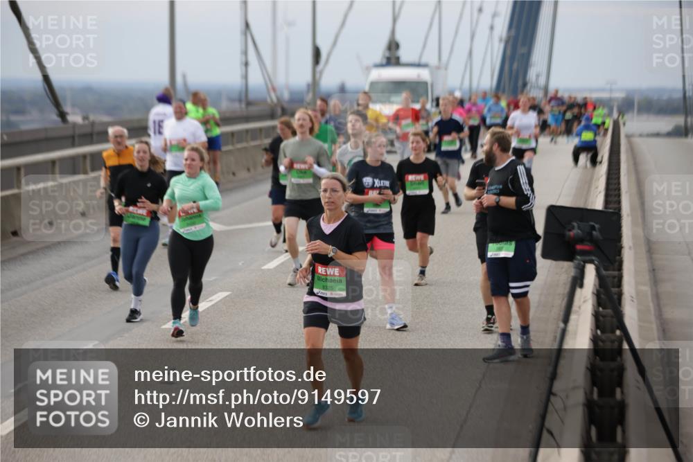 03.10.2025 - Köhlbrandbrückenlauf Jannik Wohlers http://msf.ph/oto/9149597 03.10.2025 15:54:19 Position 1 8325 meine-sportfotos.de