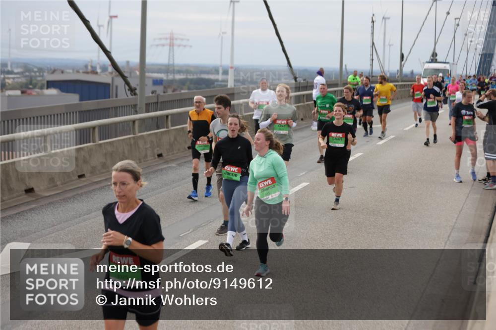 03.10.2025 - Köhlbrandbrückenlauf Jannik Wohlers http://msf.ph/oto/9149612 03.10.2025 15:54:22 Position 1 8325, 8450 meine-sportfotos.de