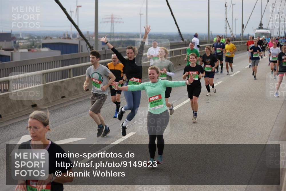 03.10.2025 - Köhlbrandbrückenlauf Jannik Wohlers http://msf.ph/oto/9149623 03.10.2025 15:54:23 Position 1 8450 meine-sportfotos.de