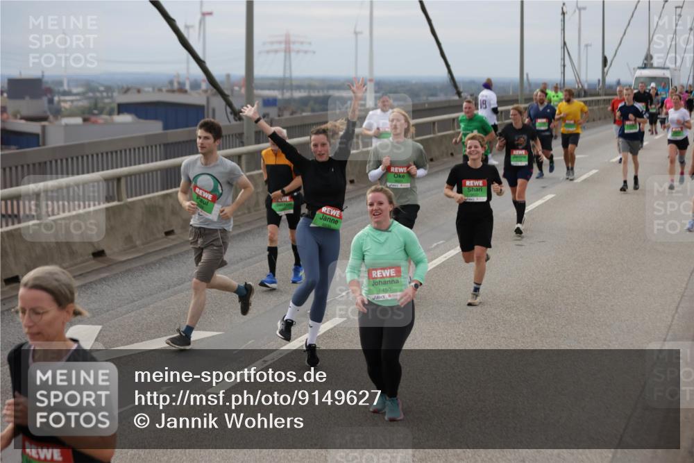 03.10.2025 - Köhlbrandbrückenlauf Jannik Wohlers http://msf.ph/oto/9149627 03.10.2025 15:54:23 Position 1 8838, 8450 meine-sportfotos.de