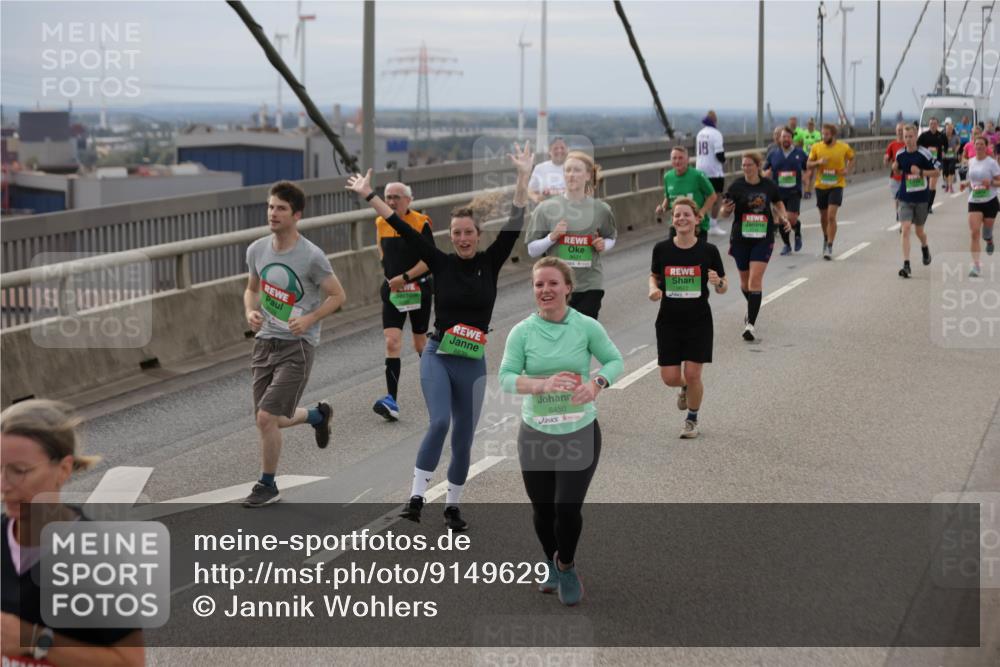 03.10.2025 - Köhlbrandbrückenlauf Jannik Wohlers http://msf.ph/oto/9149629 03.10.2025 15:54:23 Position 1 8839, 8450 meine-sportfotos.de