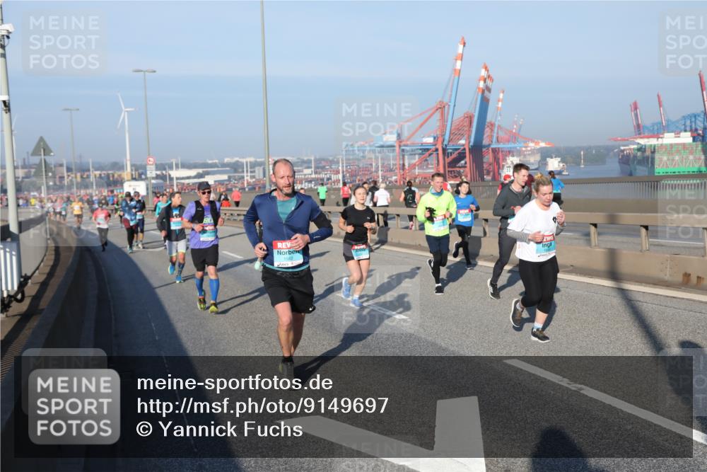03.10.2025 - Köhlbrandbrückenlauf Yannick Fuchs http://msf.ph/oto/9149697 03.10.2025 08:41:24 Position 2 1582 meine-sportfotos.de