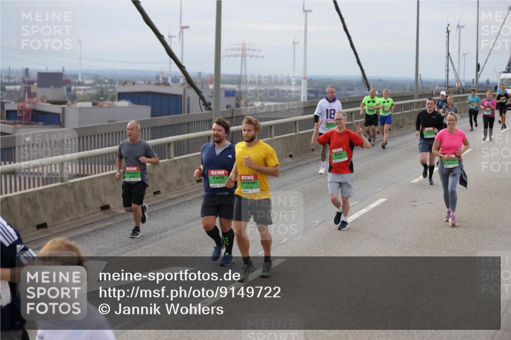 03.10.2025 - Köhlbrandbrückenlauf Jannik Wohlers http://msf.ph/oto/9149722 03.10.2025 15:54:30 Position 1 8107, 8119, 18 meine-sportfotos.de