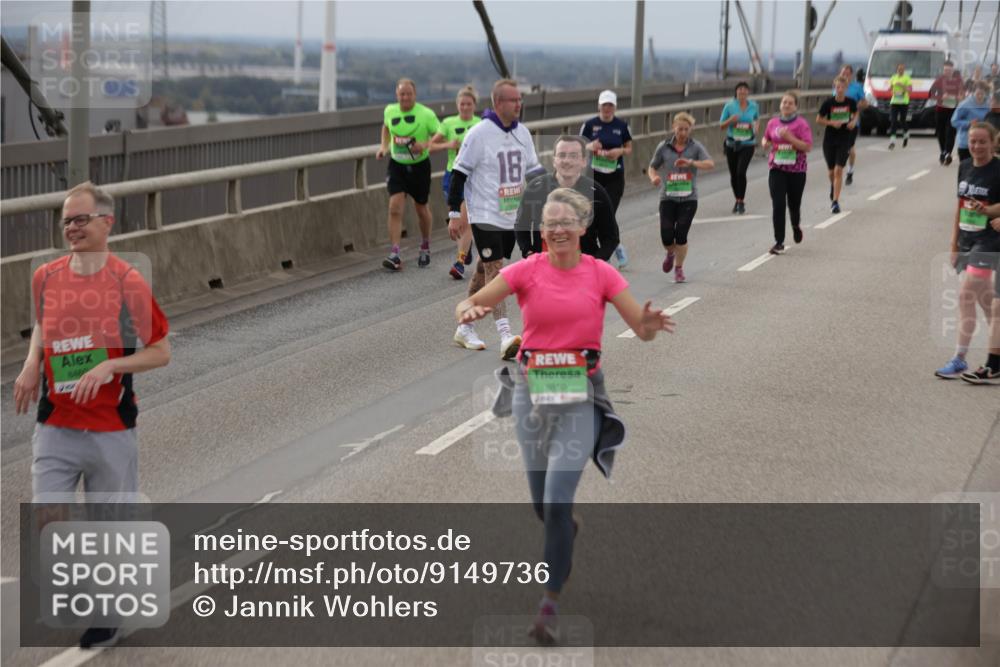 03.10.2025 - Köhlbrandbrückenlauf Jannik Wohlers http://msf.ph/oto/9149736 03.10.2025 15:54:31 Position 1 18, 8810 meine-sportfotos.de