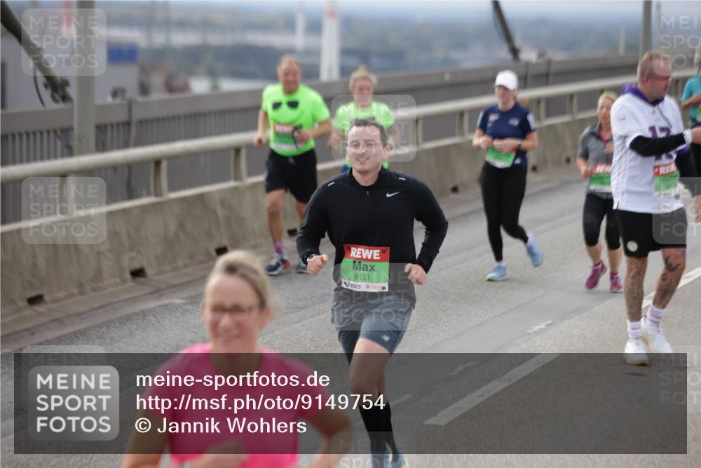 03.10.2025 - Köhlbrandbrückenlauf Jannik Wohlers http://msf.ph/oto/9149754 03.10.2025 15:54:32 Position 1 8141 meine-sportfotos.de