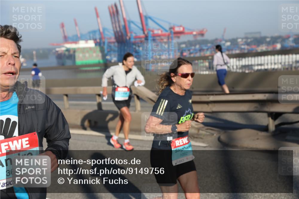 03.10.2025 - Köhlbrandbrückenlauf Yannick Fuchs http://msf.ph/oto/9149756 03.10.2025 08:41:29 Position 2 3656, 1092 meine-sportfotos.de