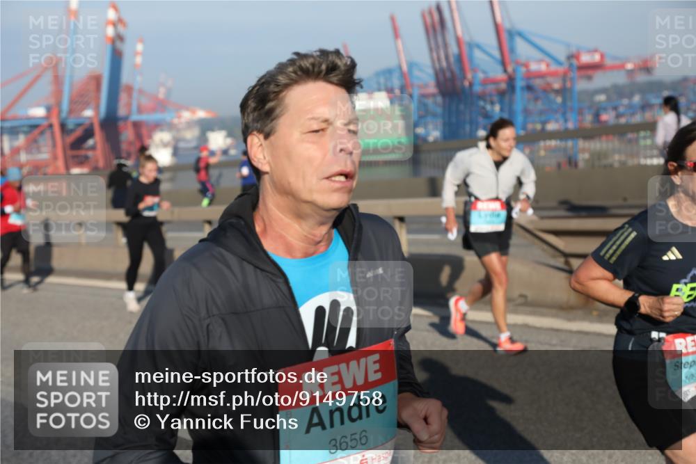 03.10.2025 - Köhlbrandbrückenlauf Yannick Fuchs http://msf.ph/oto/9149758 03.10.2025 08:41:29 Position 2 3656, 109 meine-sportfotos.de