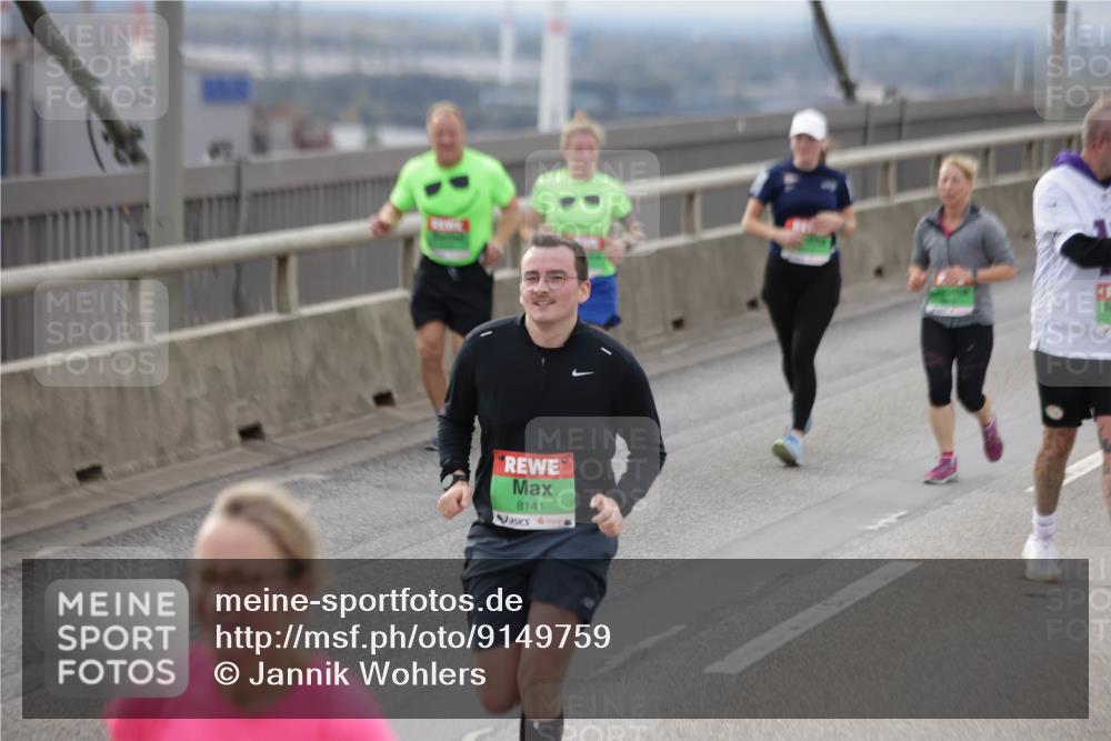 03.10.2025 - Köhlbrandbrückenlauf Jannik Wohlers http://msf.ph/oto/9149759 03.10.2025 15:54:33 Position 1 8141 meine-sportfotos.de