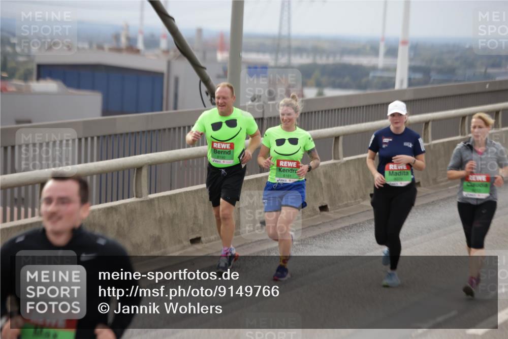 03.10.2025 - Köhlbrandbrückenlauf Jannik Wohlers http://msf.ph/oto/9149766 03.10.2025 15:54:34 Position 1 8190, 8181 meine-sportfotos.de