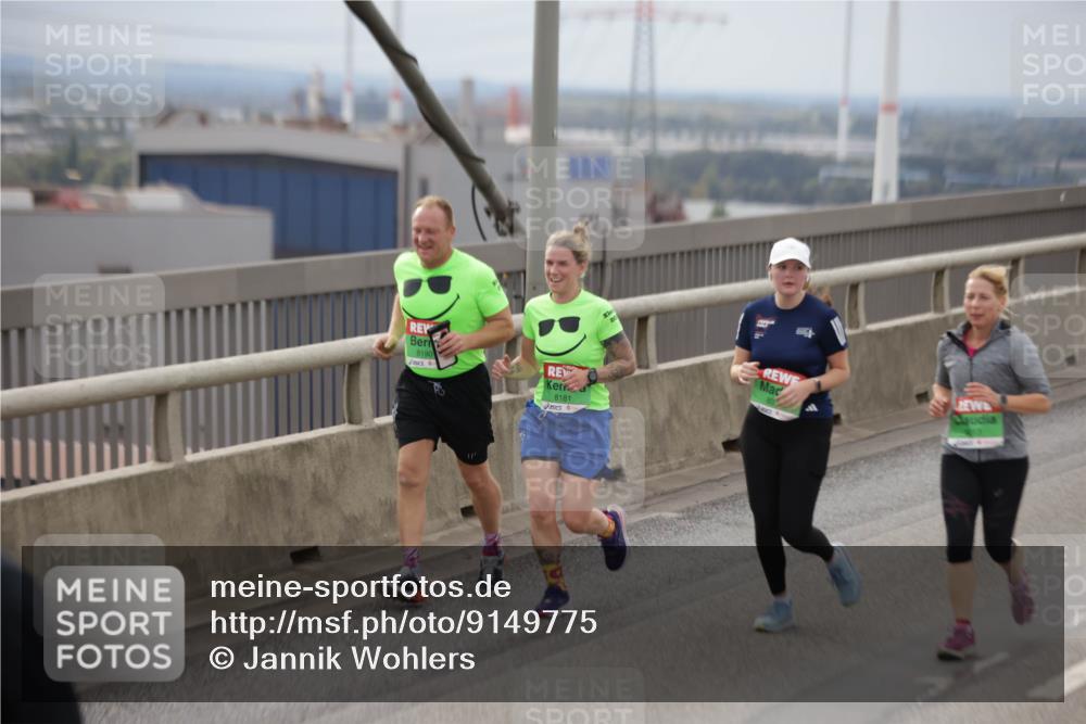 03.10.2025 - Köhlbrandbrückenlauf Jannik Wohlers http://msf.ph/oto/9149775 03.10.2025 15:54:35 Position 1 8190, 8181 meine-sportfotos.de