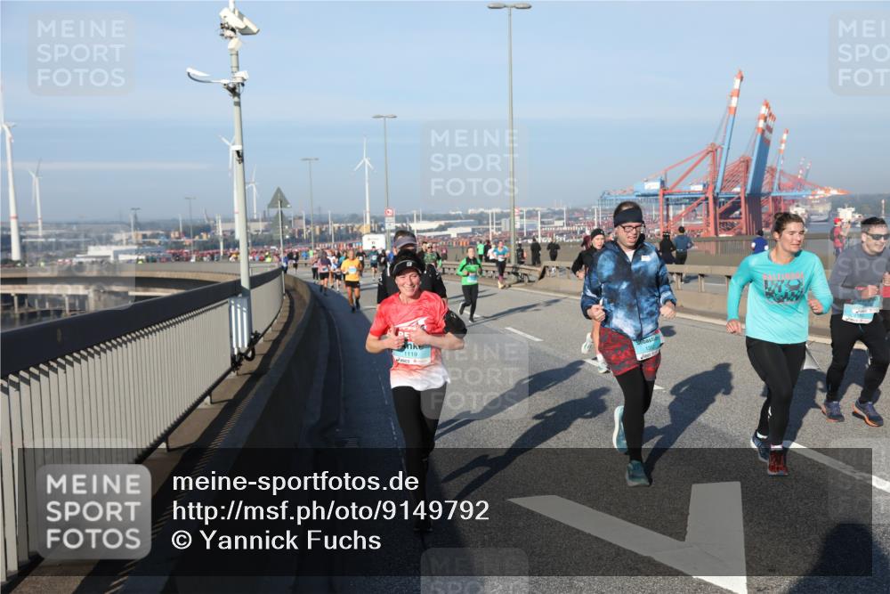 03.10.2025 - Köhlbrandbrückenlauf Yannick Fuchs http://msf.ph/oto/9149792 03.10.2025 08:41:32 Position 2 1119 meine-sportfotos.de
