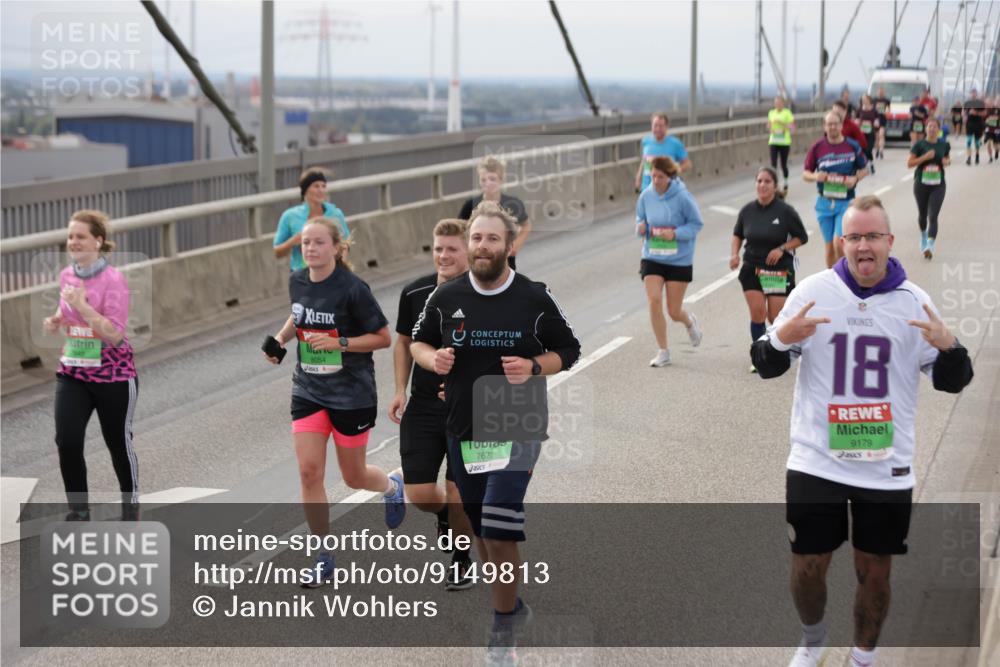 03.10.2025 - Köhlbrandbrückenlauf Jannik Wohlers http://msf.ph/oto/9149813 03.10.2025 15:54:39 Position 1 8054, 7622, 18, 9179 meine-sportfotos.de