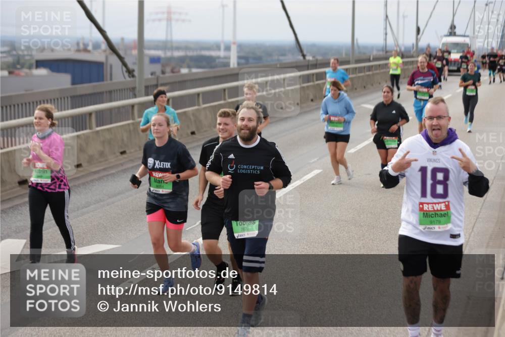 03.10.2025 - Köhlbrandbrückenlauf Jannik Wohlers http://msf.ph/oto/9149814 03.10.2025 15:54:39 Position 1 8054, 7622, 18, 9179 meine-sportfotos.de