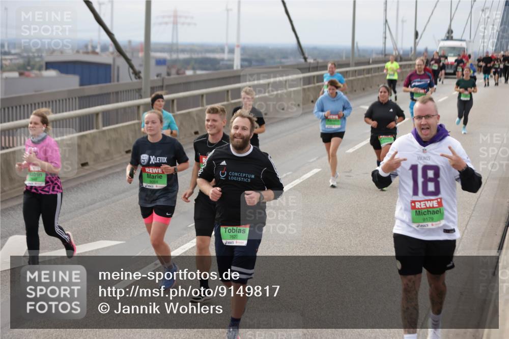 03.10.2025 - Köhlbrandbrückenlauf Jannik Wohlers http://msf.ph/oto/9149817 03.10.2025 15:54:39 Position 1 8054, 7622, 18, 9179 meine-sportfotos.de