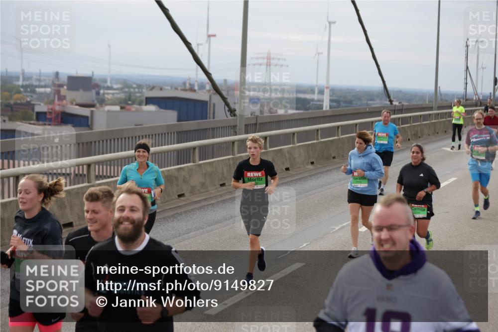 03.10.2025 - Köhlbrandbrückenlauf Jannik Wohlers http://msf.ph/oto/9149827 03.10.2025 15:54:40 Position 1 8054 meine-sportfotos.de