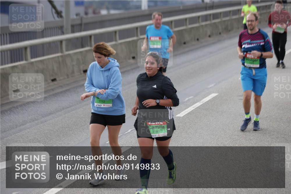 03.10.2025 - Köhlbrandbrückenlauf Jannik Wohlers http://msf.ph/oto/9149833 03.10.2025 15:54:41 Position 1 7712, 7785, 1869 meine-sportfotos.de