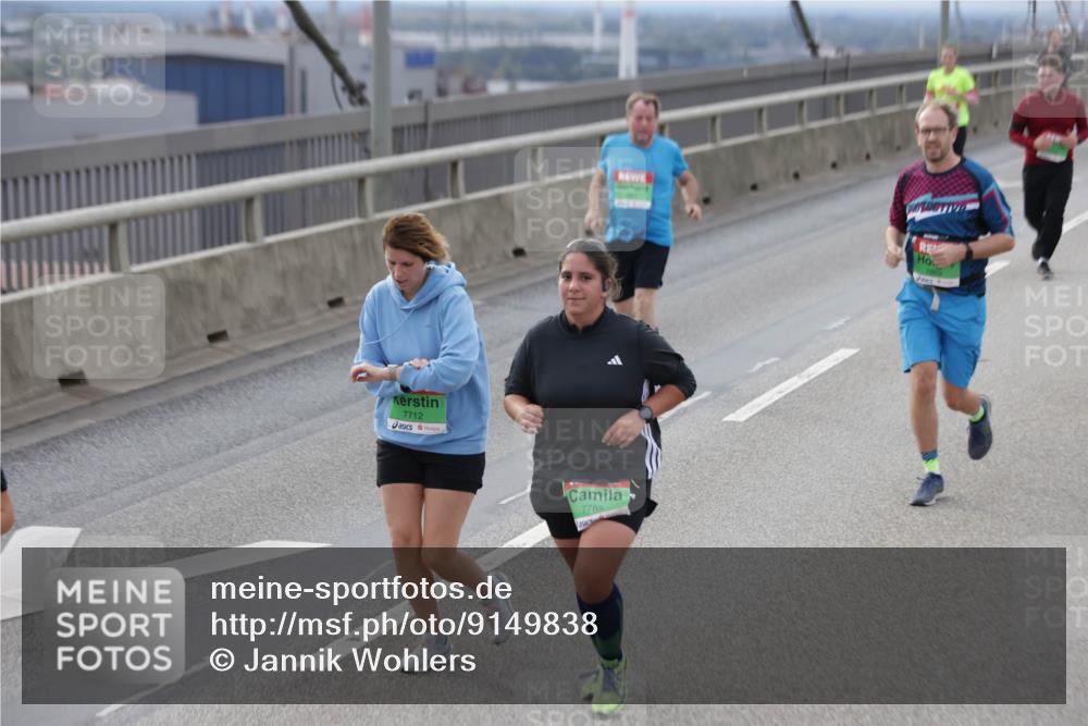 03.10.2025 - Köhlbrandbrückenlauf Jannik Wohlers http://msf.ph/oto/9149838 03.10.2025 15:54:42 Position 1 7712, 7785 meine-sportfotos.de
