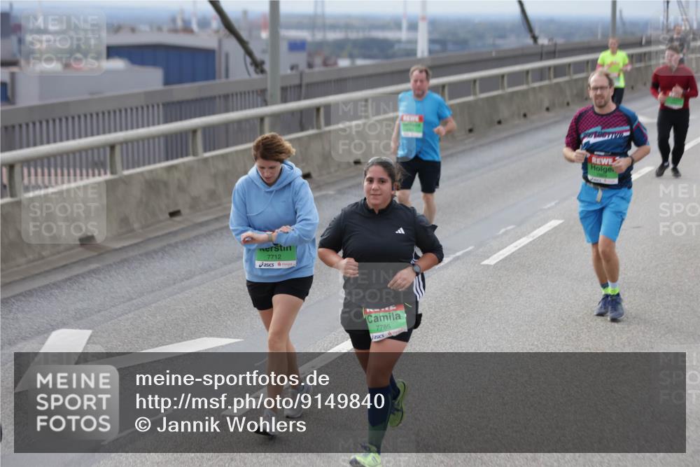 03.10.2025 - Köhlbrandbrückenlauf Jannik Wohlers http://msf.ph/oto/9149840 03.10.2025 15:54:42 Position 1 7712, 7785 meine-sportfotos.de