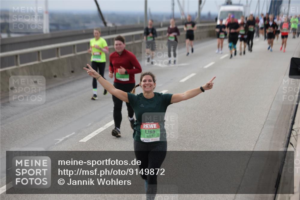 03.10.2025 - Köhlbrandbrückenlauf Jannik Wohlers http://msf.ph/oto/9149872 03.10.2025 15:54:44 Position 1 9288 meine-sportfotos.de