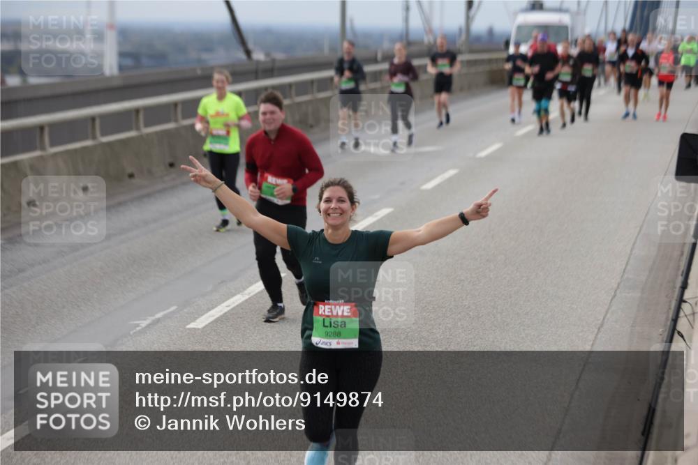 03.10.2025 - Köhlbrandbrückenlauf Jannik Wohlers http://msf.ph/oto/9149874 03.10.2025 15:54:44 Position 1 9288 meine-sportfotos.de