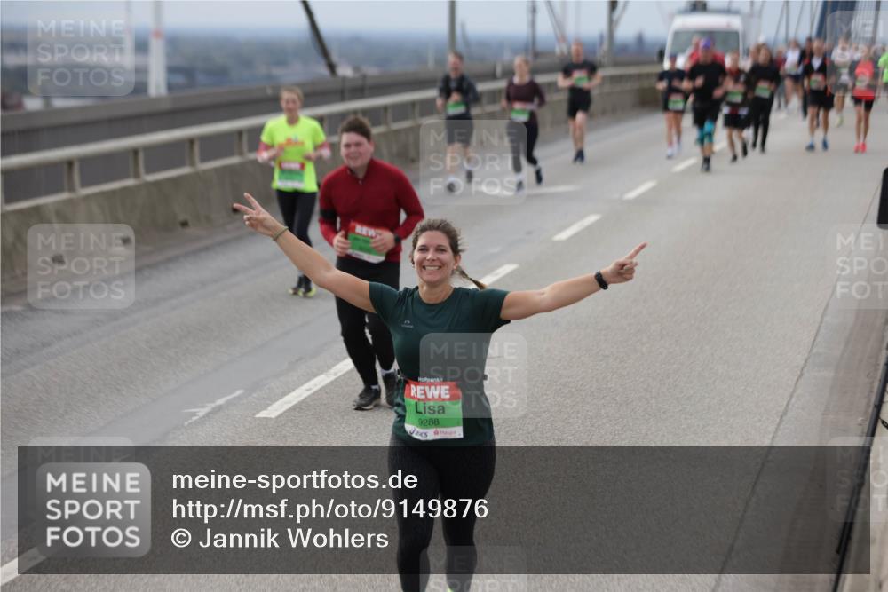03.10.2025 - Köhlbrandbrückenlauf Jannik Wohlers http://msf.ph/oto/9149876 03.10.2025 15:54:45 Position 1 9288 meine-sportfotos.de