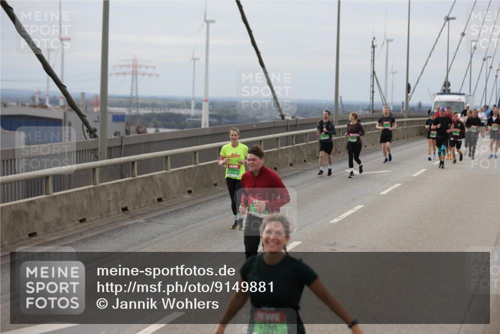 03.10.2025 - Köhlbrandbrückenlauf Jannik Wohlers http://msf.ph/oto/9149881 03.10.2025 15:54:45 Position 1  meine-sportfotos.de