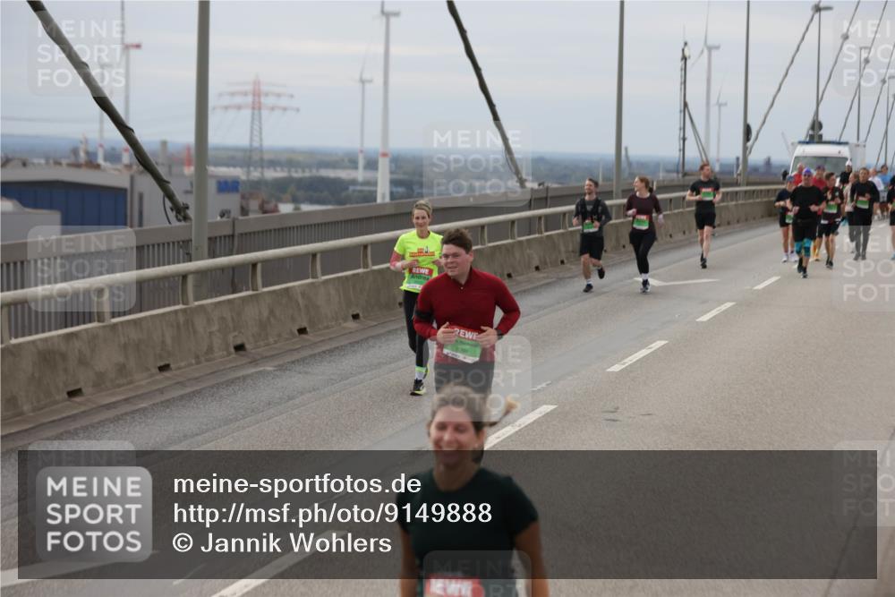 03.10.2025 - Köhlbrandbrückenlauf Jannik Wohlers http://msf.ph/oto/9149888 03.10.2025 15:54:45 Position 1 8290 meine-sportfotos.de