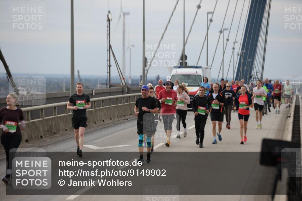 03.10.2025 - Köhlbrandbrückenlauf Jannik Wohlers http://msf.ph/oto/9149902 03.10.2025 15:54:48 Position 1  meine-sportfotos.de