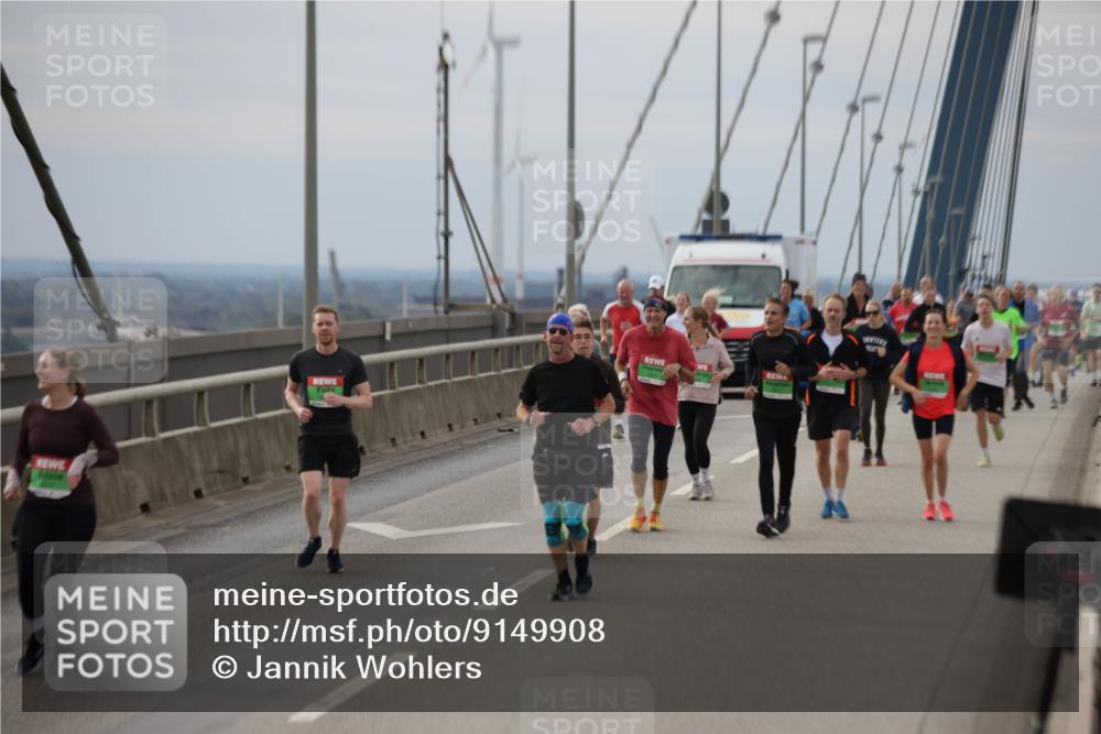 03.10.2025 - Köhlbrandbrückenlauf Jannik Wohlers http://msf.ph/oto/9149908 03.10.2025 15:54:49 Position 1  meine-sportfotos.de