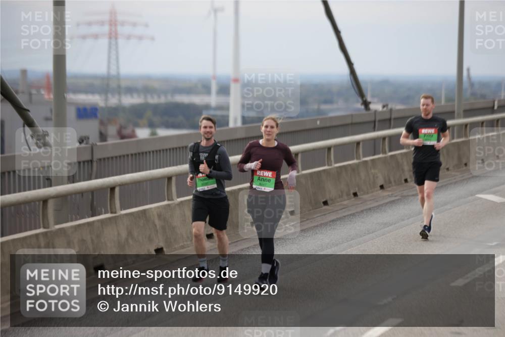 03.10.2025 - Köhlbrandbrückenlauf Jannik Wohlers http://msf.ph/oto/9149920 03.10.2025 15:54:50 Position 1 8030, 8047 meine-sportfotos.de