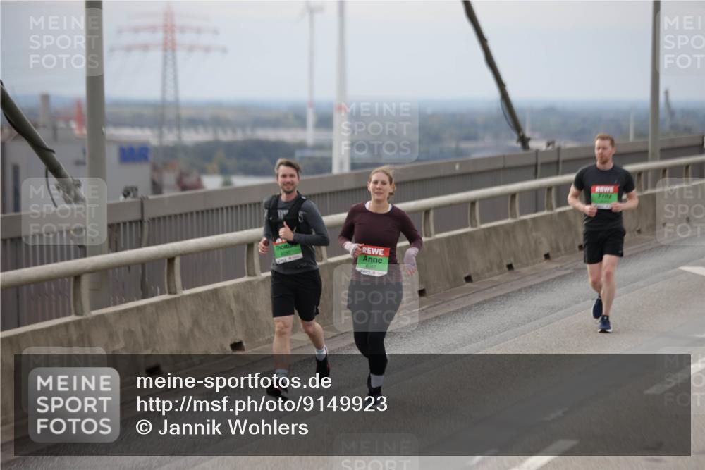03.10.2025 - Köhlbrandbrückenlauf Jannik Wohlers http://msf.ph/oto/9149923 03.10.2025 15:54:50 Position 1 8030, 8047 meine-sportfotos.de