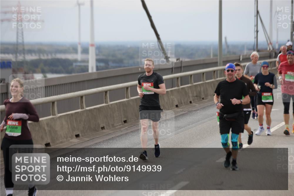 03.10.2025 - Köhlbrandbrückenlauf Jannik Wohlers http://msf.ph/oto/9149939 03.10.2025 15:54:52 Position 1 11 meine-sportfotos.de