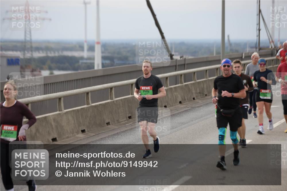 03.10.2025 - Köhlbrandbrückenlauf Jannik Wohlers http://msf.ph/oto/9149942 03.10.2025 15:54:52 Position 1 9573 meine-sportfotos.de