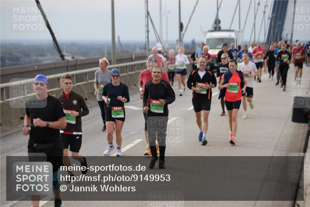 03.10.2025 - Köhlbrandbrückenlauf Jannik Wohlers http://msf.ph/oto/9149953 03.10.2025 15:54:54 Position 1 9647, 7957 meine-sportfotos.de