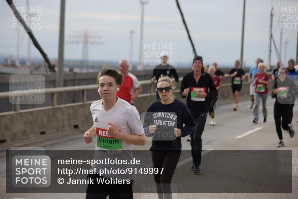 03.10.2025 - Köhlbrandbrückenlauf Jannik Wohlers http://msf.ph/oto/9149997 03.10.2025 15:55:02 Position 1 9431 meine-sportfotos.de