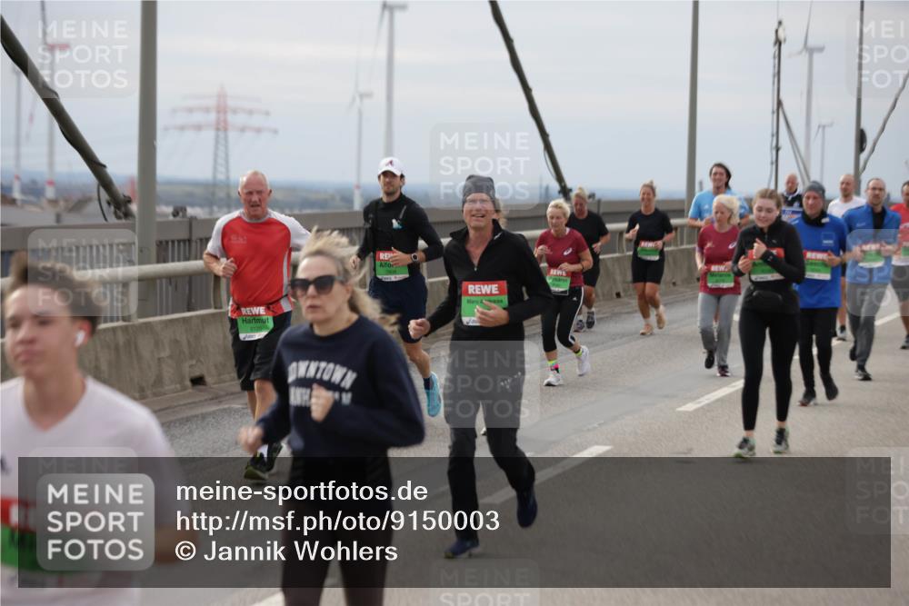 03.10.2025 - Köhlbrandbrückenlauf Jannik Wohlers http://msf.ph/oto/9150003 03.10.2025 15:55:03 Position 1 8120 meine-sportfotos.de